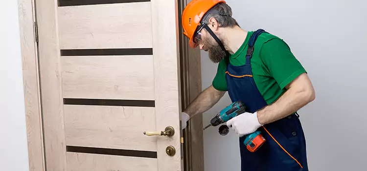 Replace Internal Door Handle with Lock Sparks